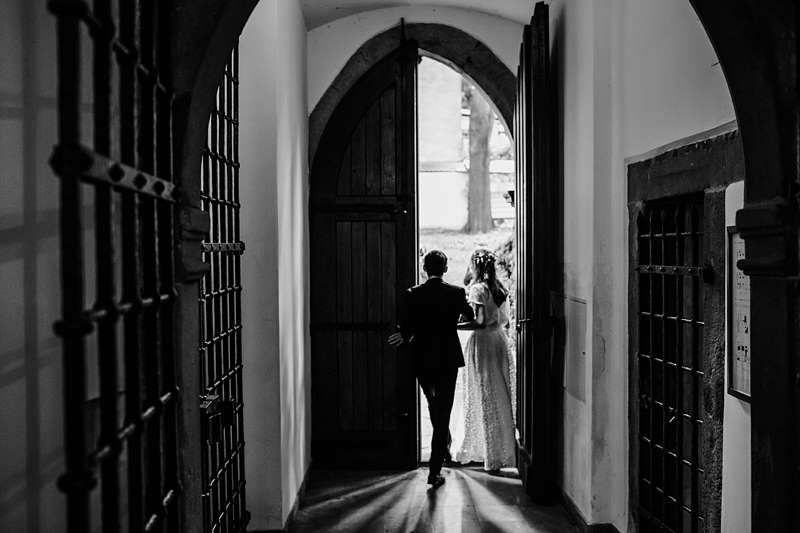 Dwudziestadruga zdjęcia które zachwycają 2020 black&white czarno białe ślub wesele fotografia ślubna inspiracje www.abcslubu.pl